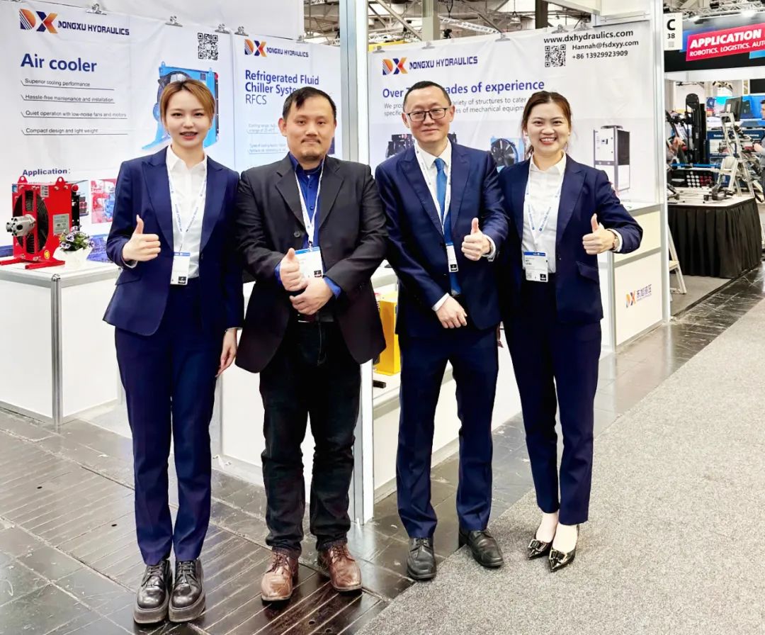 1714446601127875.jpg 640.jpg