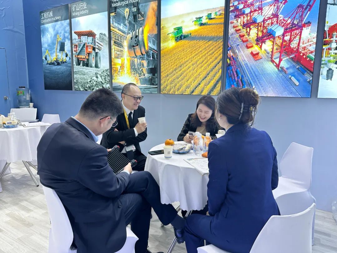 1732927255280845.jpg 640 (6).jpg